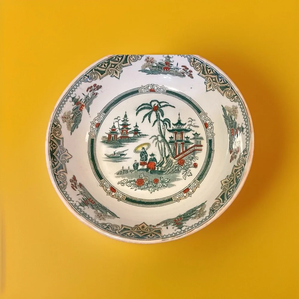 Petrum Regout Co. this antique